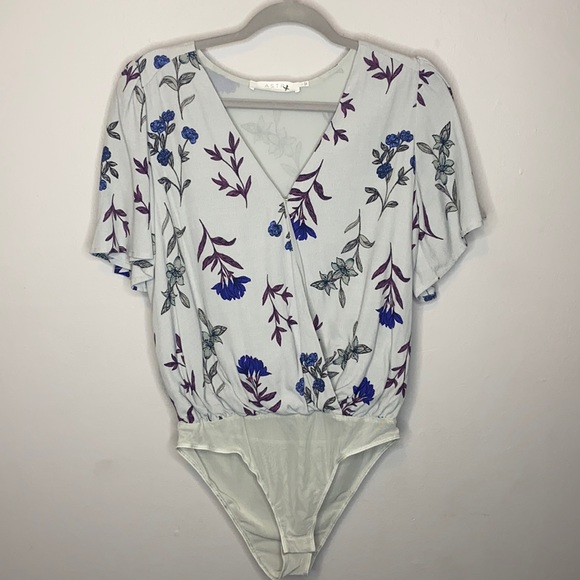 Astr Tops - ASTR The Label | Eliza Floral Bodysuit